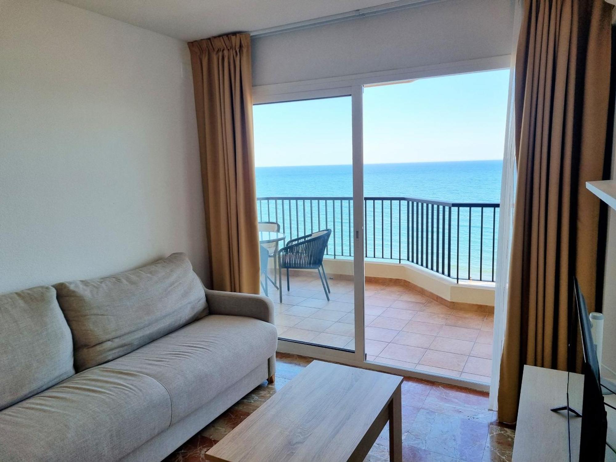 Las Antillas II Front Sea Views Pool Фуeнхирола Екстериор снимка